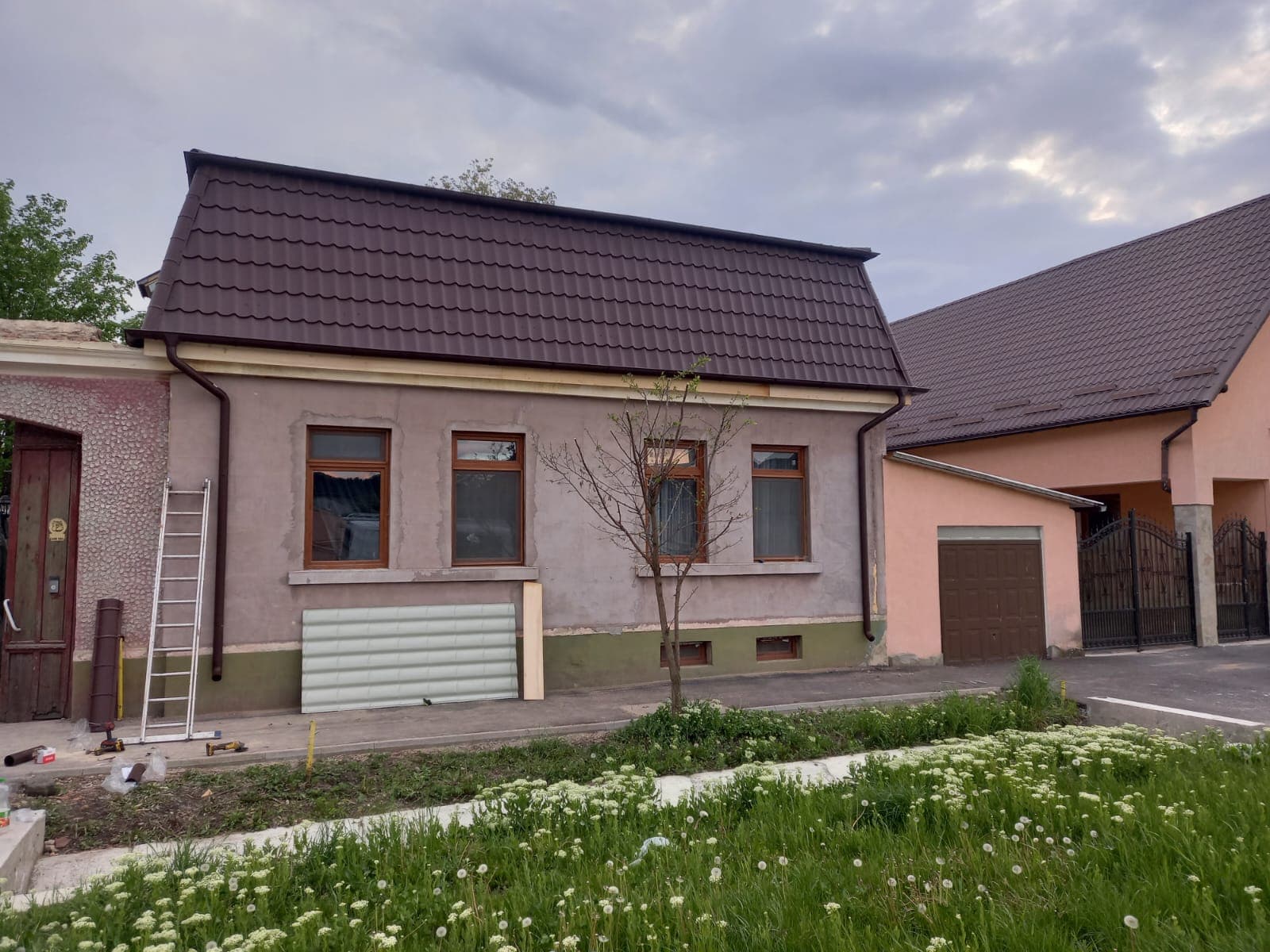 Lucrare acoperiș — Dragu